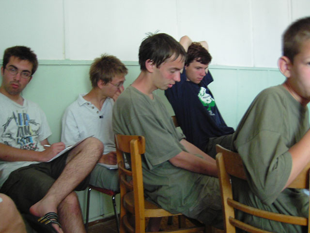 KIF_0784